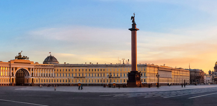 День Петербурга – время перевозить с «Газелькиным»!